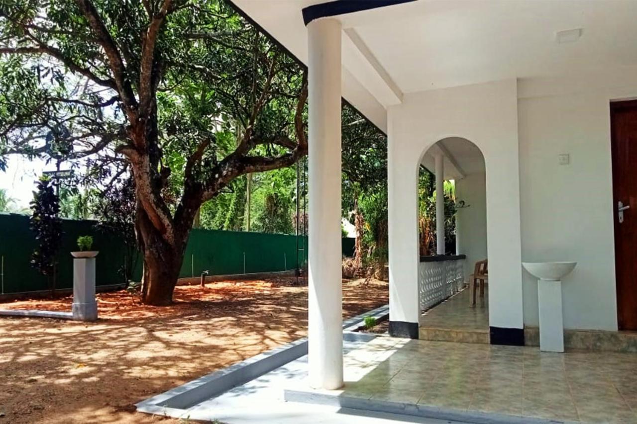 Abhaya Resorts Anuradhapura Luaran gambar