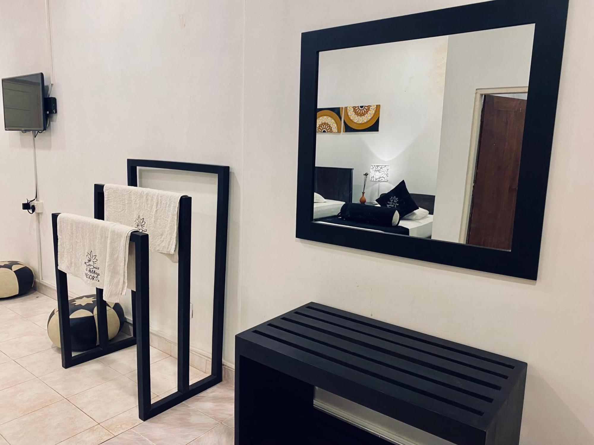 Abhaya Resorts Anuradhapura Luaran gambar