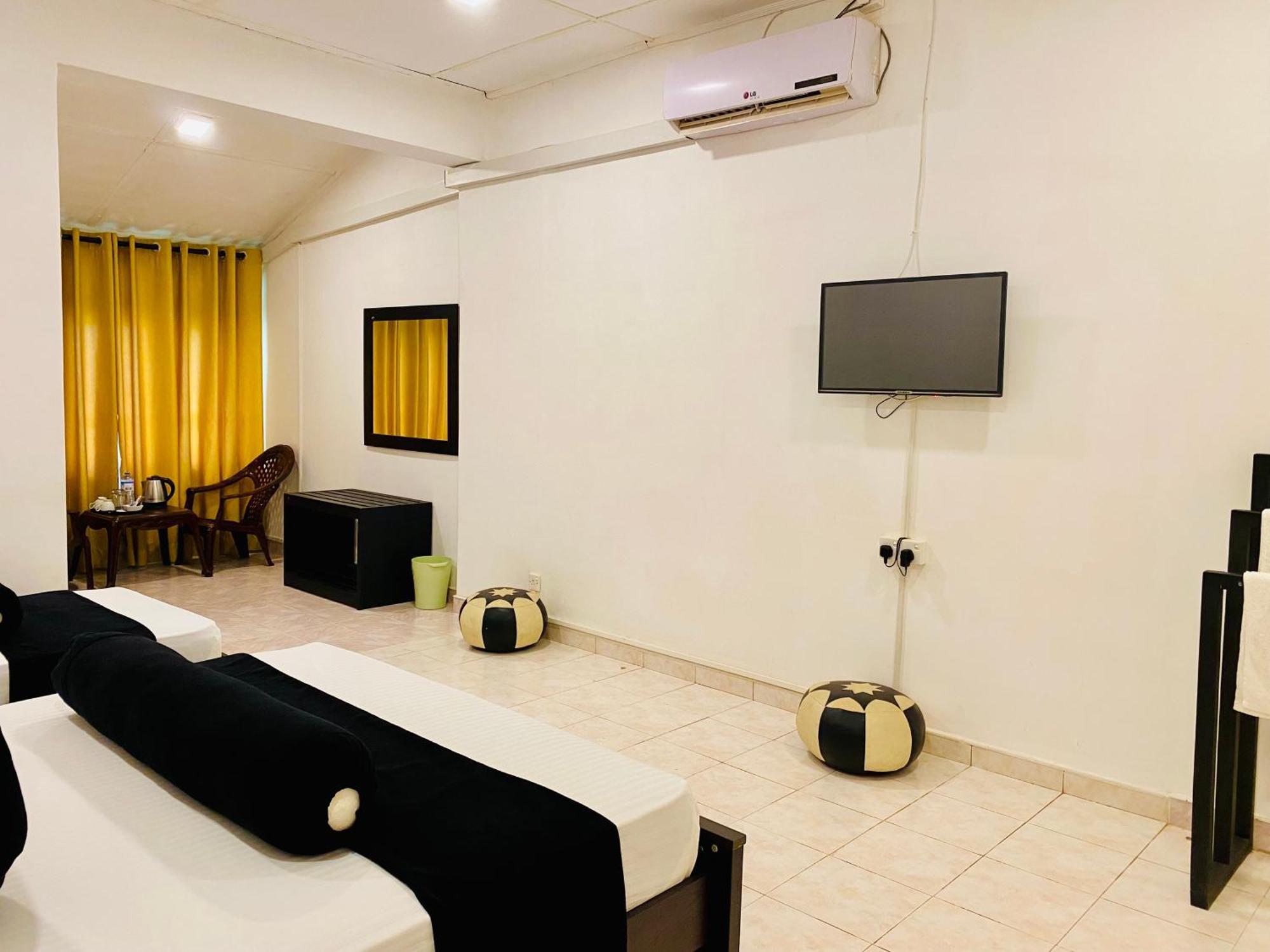Abhaya Resorts Anuradhapura Luaran gambar